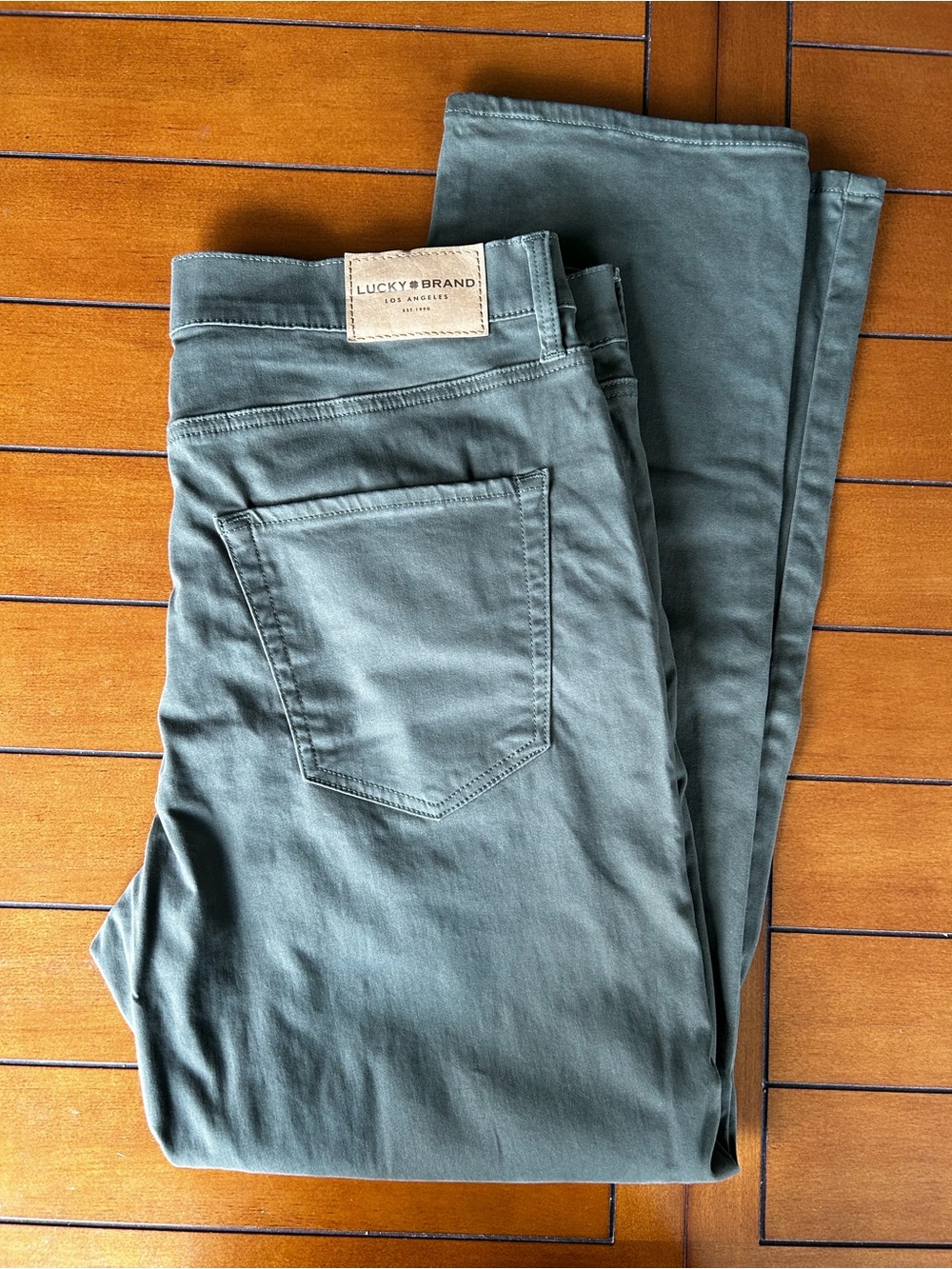 Lucky brand mens jeans 34/30